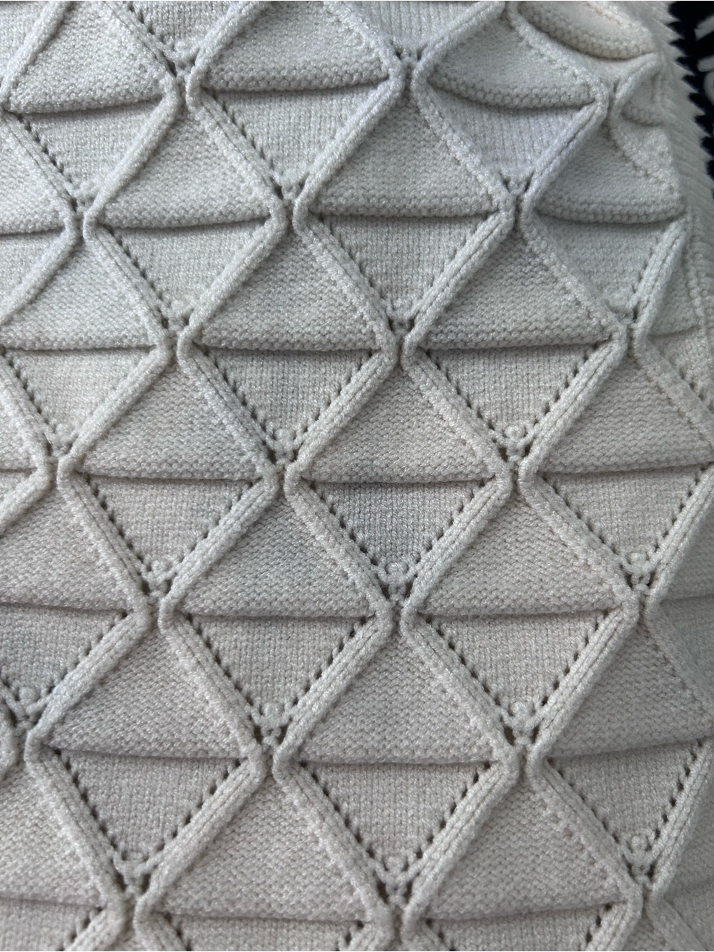 Adrianna Papell Cream Knit Sleeveless Crew Neck Diamond Sweater Vest M - Picture 9 of 9